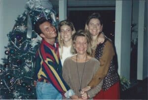 Robert, Sisters & Mom 1991