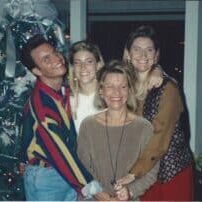 Robert, Sisters & Mom 1991